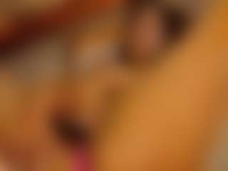Live cam show with sofiiadiaz0805 - Small Tits Mature on Milfs Live