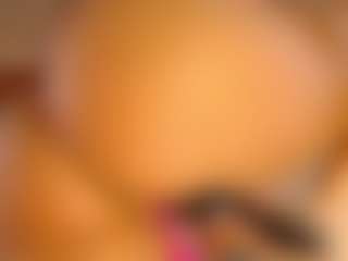Live cam show with sofiiadiaz0805 - Tease MILF on CamwithHer