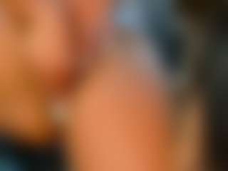 Live cam show with sofiiadiaz0805 - Brown Eyes Mature on Camsoda