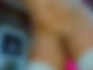 Live cam show with sofiiadiaz0805 - Squirt MILF on Dolls Live