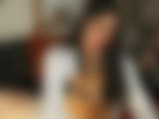 Live cam show with sofiiadiaz0805 - Oil on CamSextacy