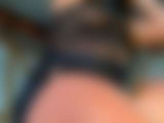 Live cam show with sofiiadiaz0805 - Suck on Soda Cam