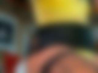 Live cam show with sofiiadiaz0805 - Oil on xplaylive.com