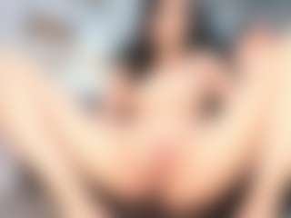 Yunleah's Live Sex Cam Show
