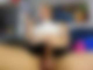 Live cam show with victoriaAleia - Brown Eyes on CamwithHer