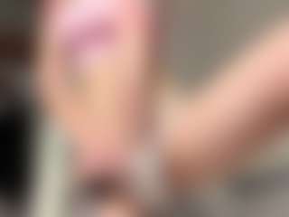 Adeline's Live Sex Cam Show