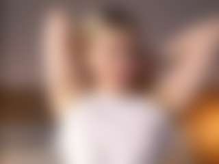 Live cam show with Adeline - Petite on xxxlivecams.org