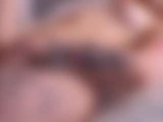 Live cam show with Adeline - Teen (18+) on liverealitysex.com