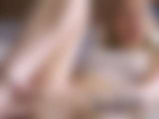 Live cam show with Adeline - Petite on Camsoda