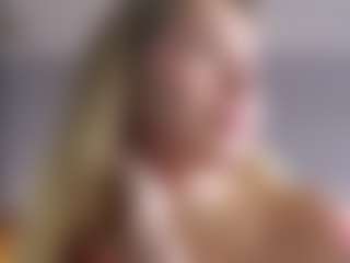 Live cam show with Adeline - Strip Teen (18+) on sexytreat.net