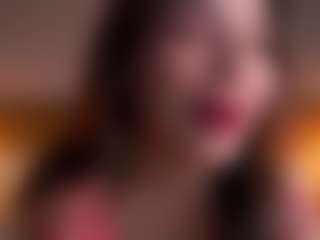 Live cam show with Adeline - Ass Clapping on madthumbs