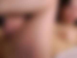 Live cam show with Adeline - Athletic on CamSodaAdn