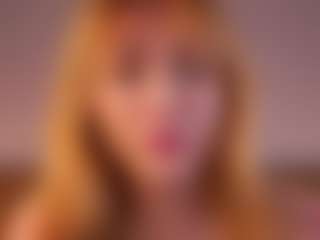 Live cam show with Adeline - Petite Teen (18+) on Camsoda