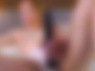 Live cam show with Adeline - Teen (18+) on camtv