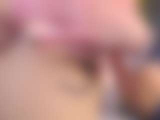 Live cam show with Adeline - Green Eyes on ObeyMaria