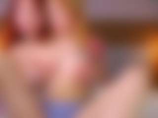 Live cam show with Adeline - Ass Clapping on Camsoda