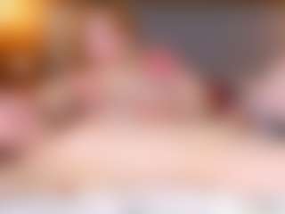Live cam show with Adeline - Green Eyes on Milfs Live