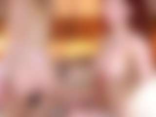 Live cam show with Adeline - Green Eyes on Hubzter Live