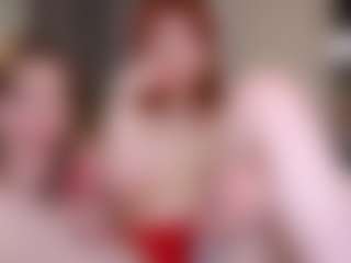 Live cam show with Adeline - Skinny on sexylive.show