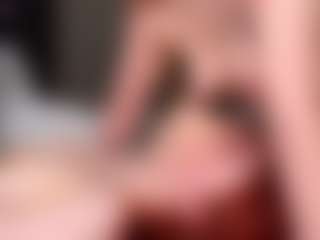 Live cam show with Adeline - Blowjob on CSO-WL