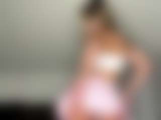 Live cam show with KareyTringham - Tittyfuck on Camsoda