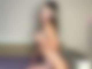 Live cam show with KareyTringham - Tittyfuck on Camsoda