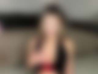 Live-Cam-Show mit KareyTringham - Tittyfuck auf Camsoda