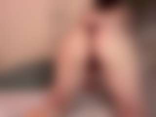 Emilia's Live Sex Cam Show