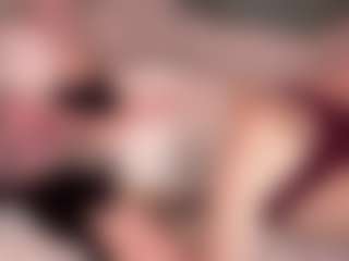 Emilia's Live Sex Cam Show