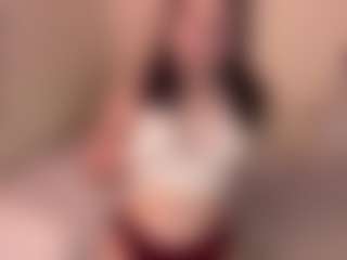Emilia's Live Sex Cam Show