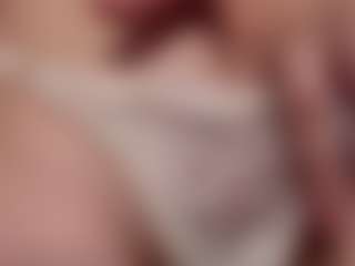 Emilia's Live Sex Cam Show
