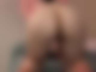 Emilia's Live Sex Cam Show