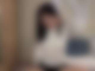 Emilia's Live Sex Cam Show