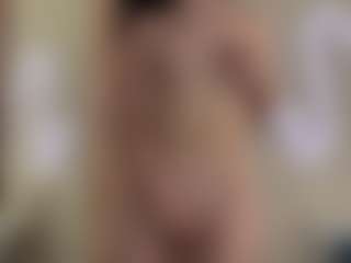 Emilia's Live Sex Cam Show