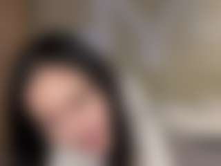 Emilia's Live Sex Cam Show