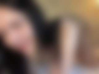 Emilia's Live Sex Cam Show