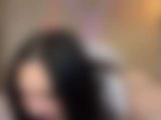 Emilia's Live Sex Cam Show