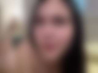 Emilia's Live Sex Cam Show