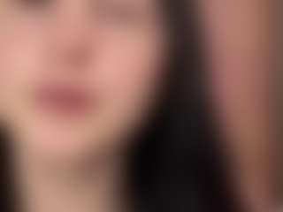 Live cam show with Emilia - Striptease on Gym Cam Girls