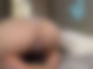 Live cam show with Emilia - Sexy on Camsoda