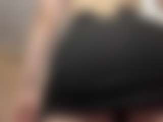 Emilia's Live Sex Cam Show