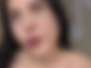 Live cam show with Emilia - Skinny on Camsoda