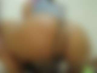 Naomylynch's Live Sex Cam Show