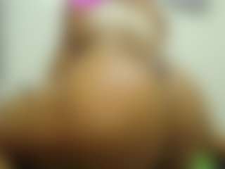 Naomylynch's Live Sex Cam Show