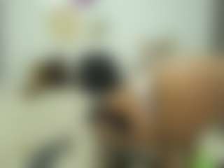 Naomylynch's Live Sex Cam Show