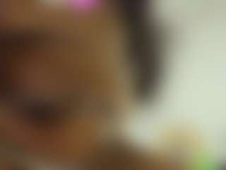 Live cam show with Naomylynch - Ebony on slutload