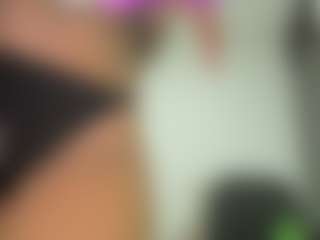 Naomylynch's Live Sex Cam Show