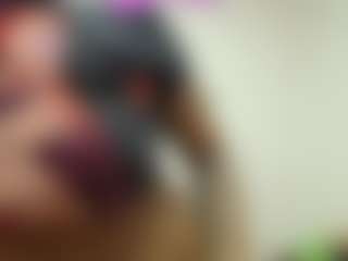Live cam show with Naomylynch - Erotic Dance on crypto-cams