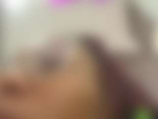 Live cam show with Naomylynch - Ass Clapping on Hubzter Live