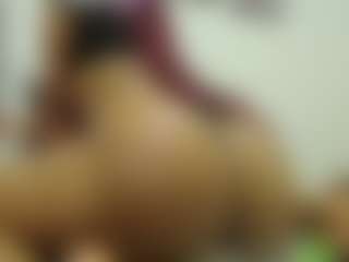 Naomylynch's Live Sex Cam Show
